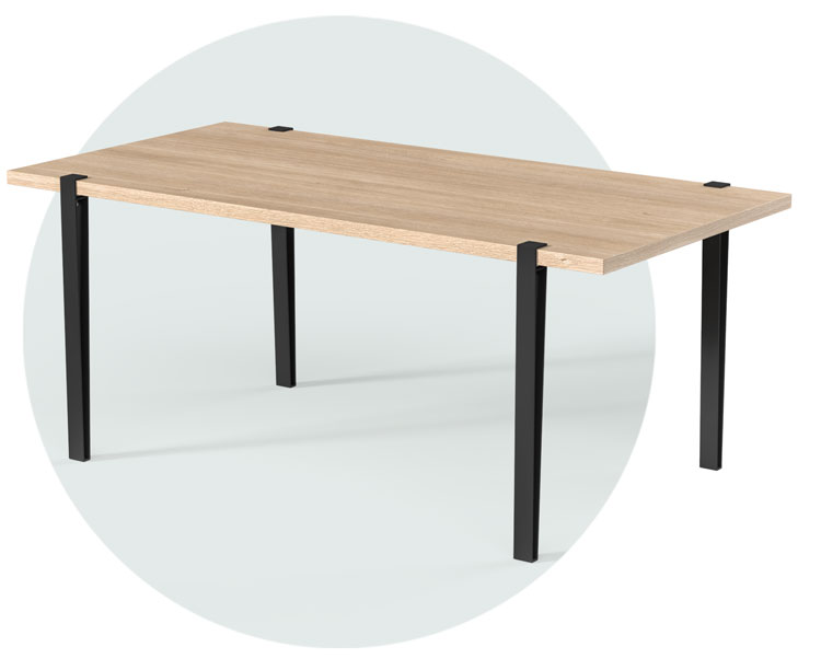 Plateau de table en chêne avec pieds de table noirs à visser