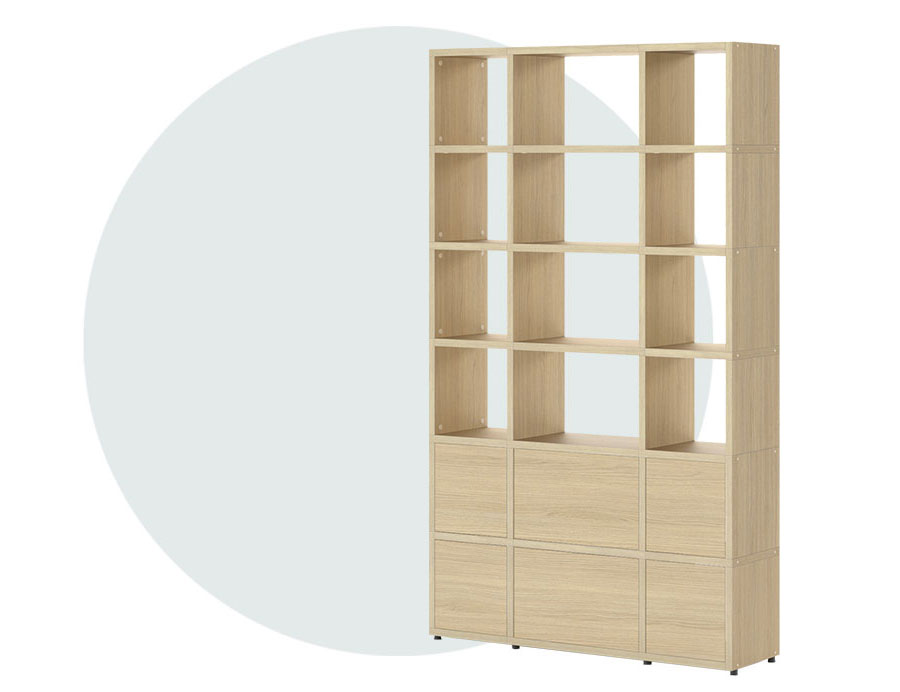 BOON standing shelf in oak with insert doors