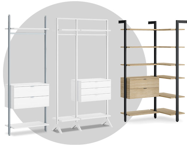 Drei freistehende Schranksysteme in unterschiedlichen Designs und farben mit Kleiderstangen, Schubladen und Holzregalböden