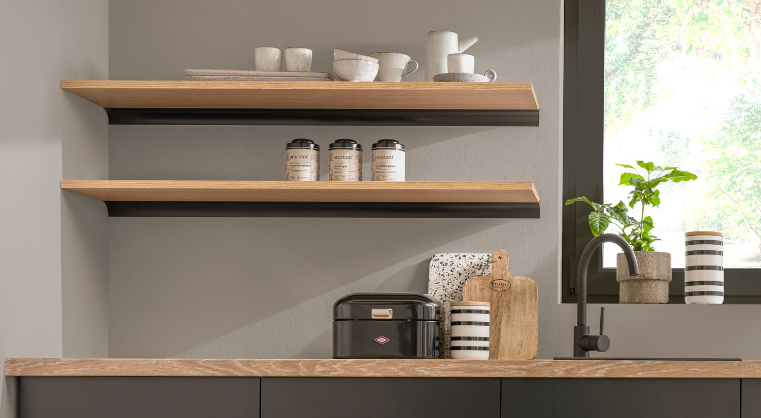 Tablette bois - BOARD+RAIL étagère murale bois et noir sur mesure