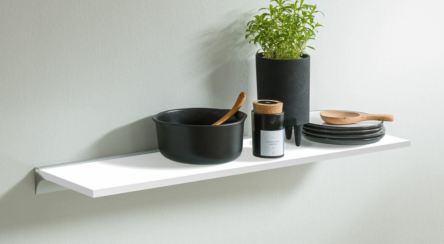 Tablette murale sur mesure  -BOARD+RAIL dans la cuisine