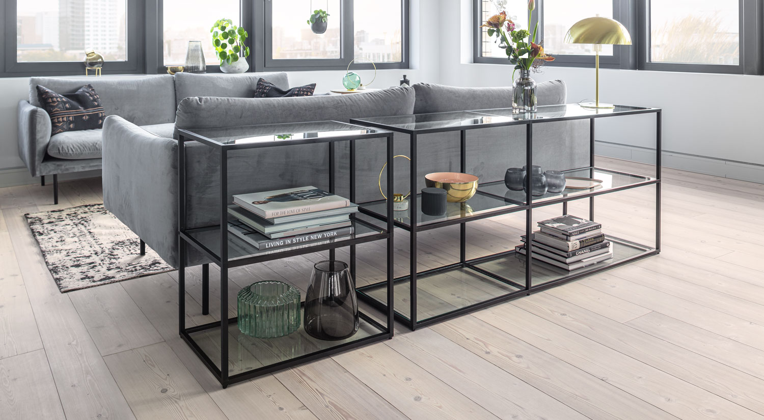 Étagère métal noir - LIUM étagère style industrielle avec tablettes en verre