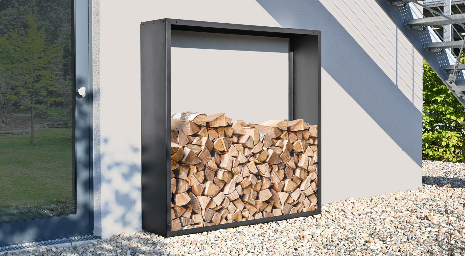 Range bûche - FIREWOOD grandes étagères à bois de cheminée dans le jardin