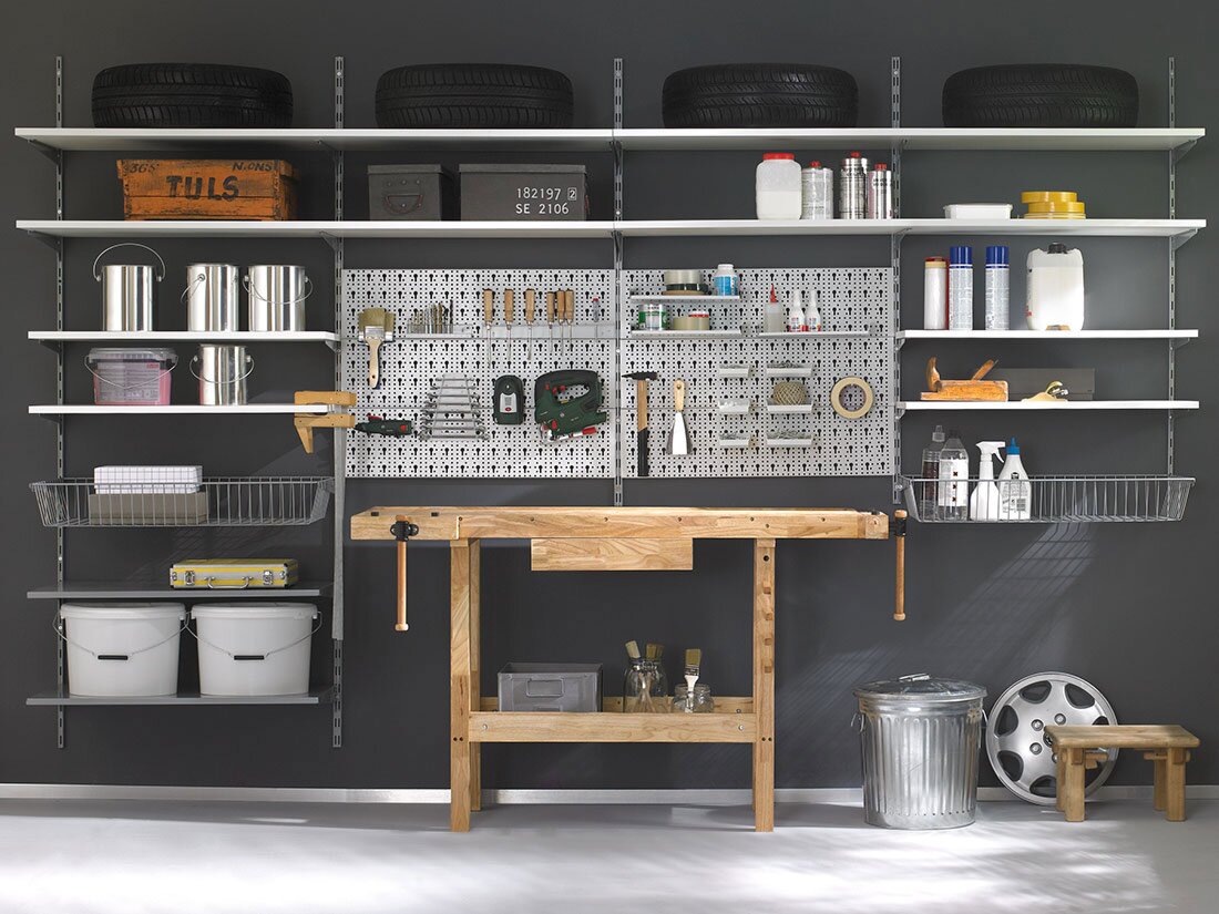 P-SLOT Mix-408 Regalsystem Werkzeugwand | 323x200x42 cm | weiß