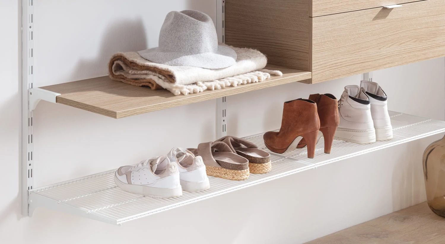 Dressing room - WALK-IN dressing room ideas with wire shelf boards for shoes