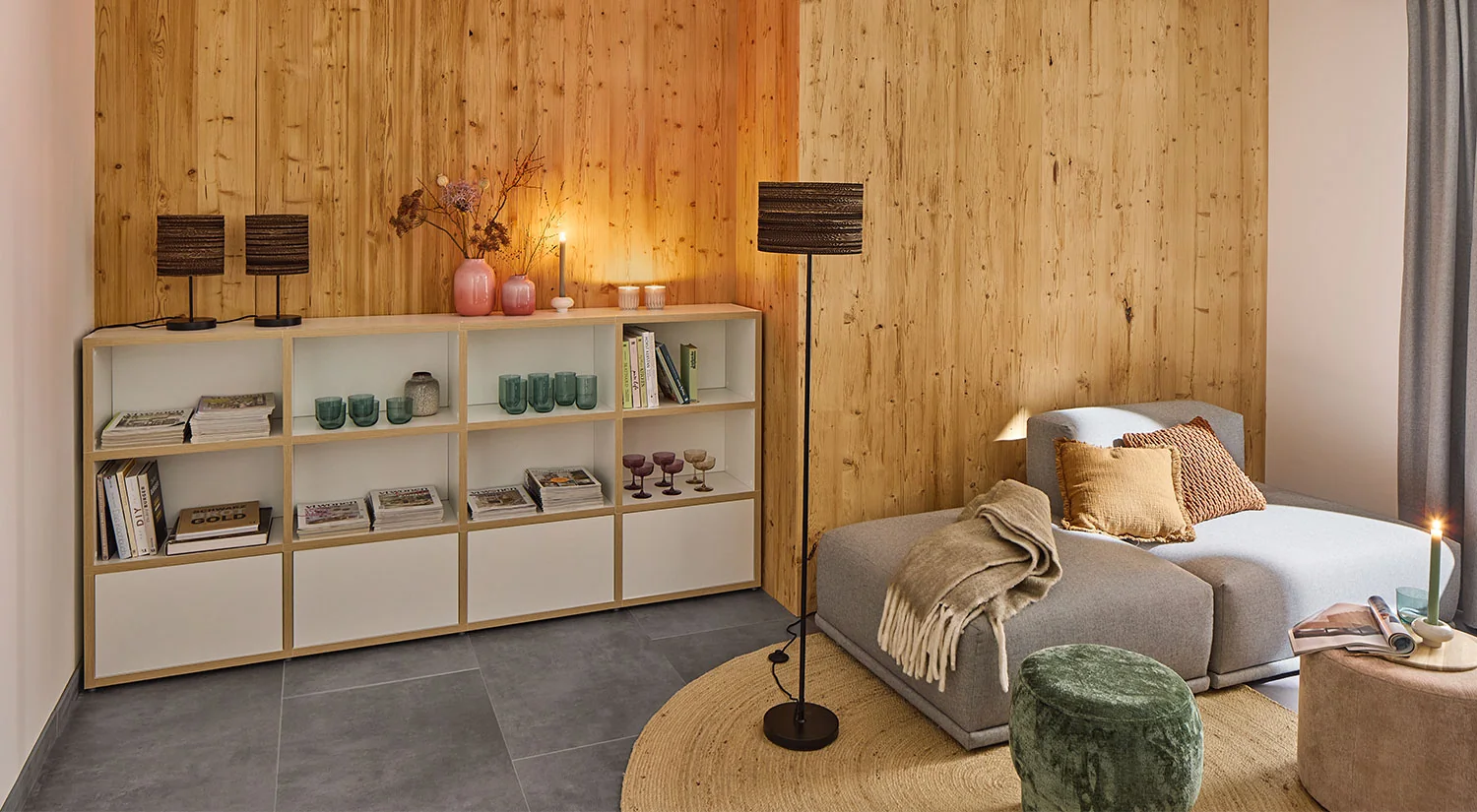 Sideboard - BOON Highboard weiß/eiche im Wohnzimmer