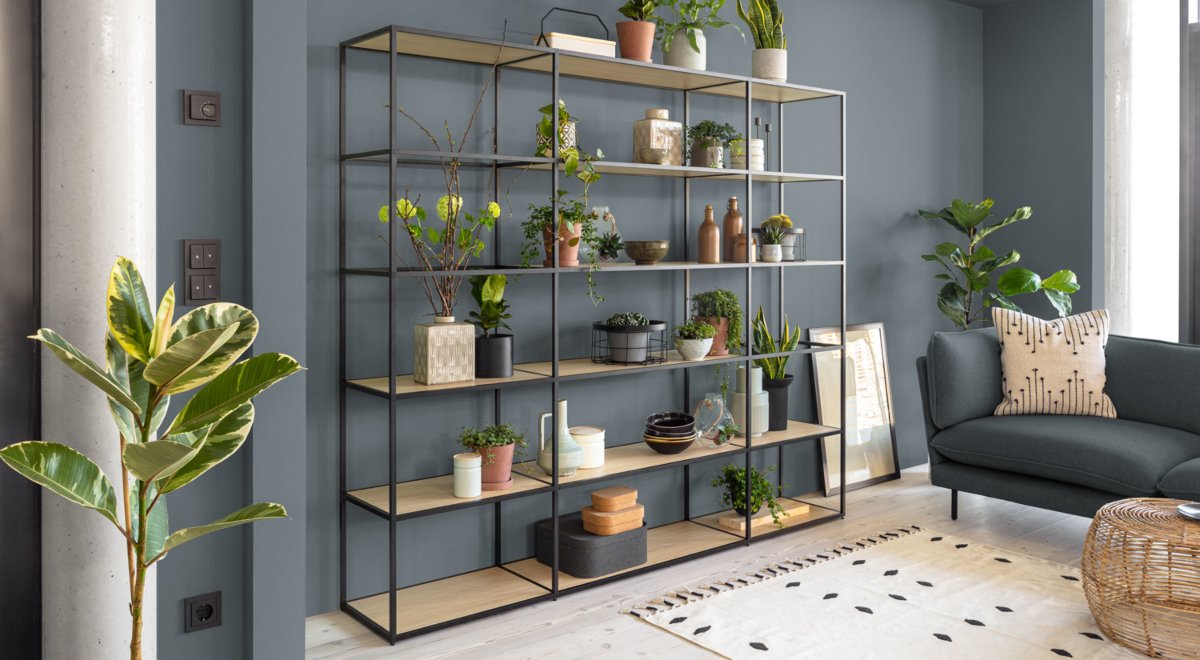 Black Shelving Unit LIUM – Glass Shelving Unit | REGALRAUM