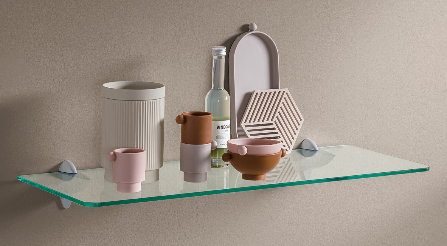 Fabelhafte Ikea Glasregal Wand Bildernull